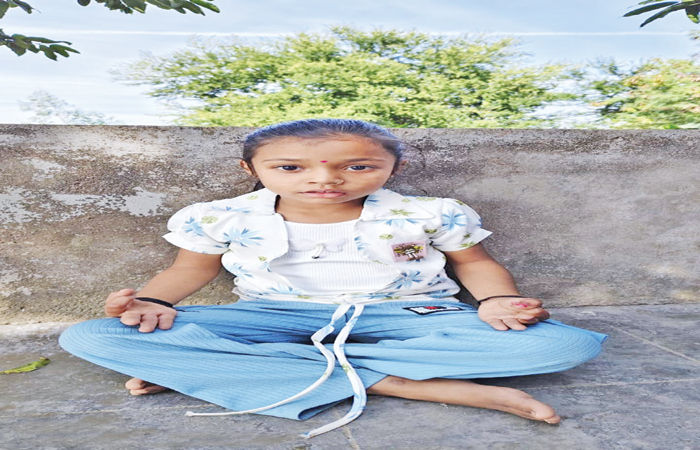 નશામાં ધૂત બાઈકચાલકે બાળકીને અડફેટે લેતા મોત, સ્થાનિકોમાં રોષ