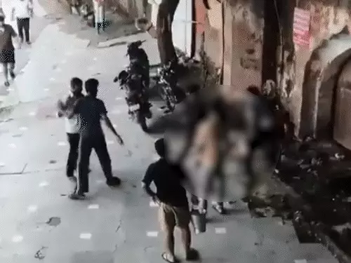 દિલ્હીના કાલકાજી મંદિરમાં સેવાદારની ઢોરમાર મારીને હત્યા,ચૂંદડી-પ્રસાદ બાબતે ઝઘડો થયો