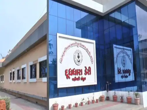 દૂધધારા ડેરીની ચૂંટણીમાં ભાજપના બે દિગ્ગજો આમને-સામને:ઘનશ્યામ પટેલ સામે અરૂણસિંહ રણાની ટક્કર