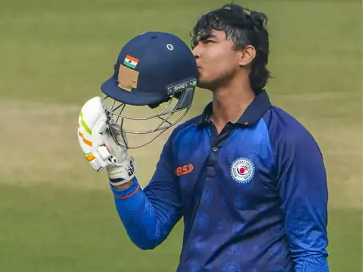 16 ચોગ્ગા...15 છગ્ગા... અને 190 રન:14 વર્ષના વૈભવની વધુ એક વિક્રમી ઇનિંગ; વિજય હઝારે ટ્રોફીમાં બિહારે અરુણાચલ પ્રદેશ સામે 574 રન ફટકાર્યા