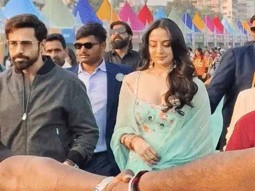 રાની મુખર્જી-ઇમરાન હાશ્મીને જોઈ ચાહકો પાગલ બન્યા:સીરિયલ કિસર પોળ પર આફરિન, અમદાવાદ કાઇટ ફેસ્ટિવલમાં 'તસ્કરી'ની સ્ટારકાસ્ટનો જબરદસ્ત જલવો