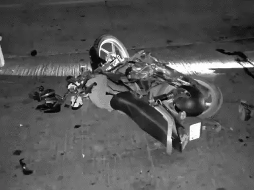 અમરેલીમાં અકસ્માતોની વણઝાર, 48 કલાકમાં 7નાં મોત:ભાવનગર-સોમનાથ ને.હા. પર ડાયવર્ઝન બન્યા ‘કાળમુખા’; બાઈક-ટ્રક વચ્ચે ભીષણ ટક્કર, હોળી ટાણે પરિવારોમાં માતમ