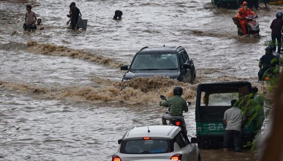 આજે 4 જિલ્લામાં રેડ એલર્ટ, રાજ્યના  જિલ્લાઓ થયા પાણી પાણી 