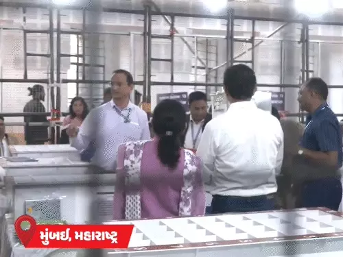 ઉદ્ધવ-રાજ Vs ભાજપ, RSS ગઢ નાગપુરમાં ભાજપ હીરો, શિવસેના ઝીરો:BMCમાં ભાજપ+ 28 બેઠકો પર આગળ, શિવસેના ઉદ્ધવ+ 15 બેઠકો પર આગળ; નાગપુરમાં ભાજપ+ 57 બેઠકો પર આગળ