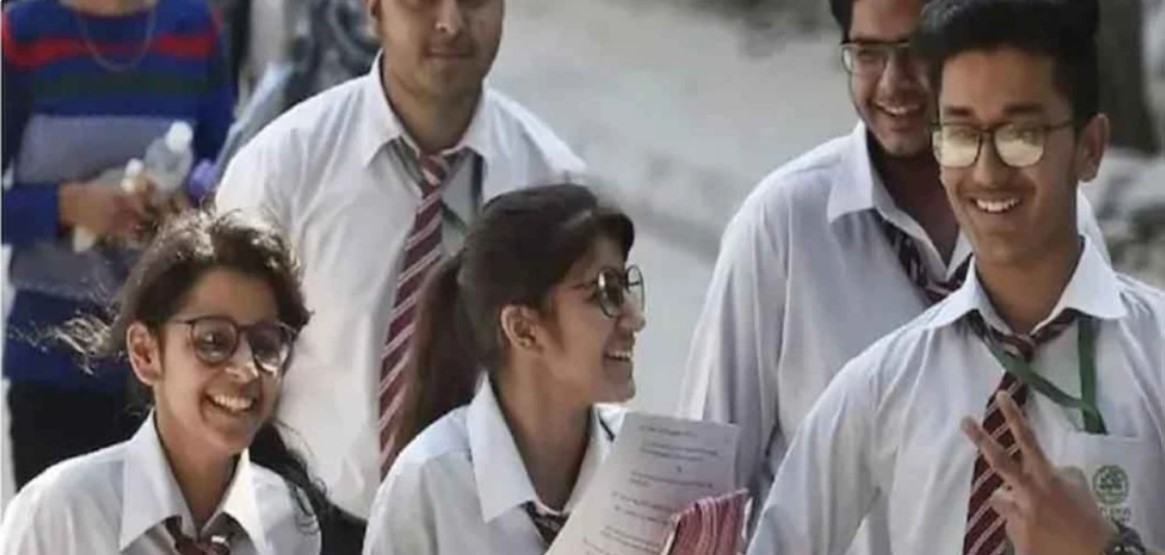 CBSE Board Exam 2026 : 43 લાખ વિદ્યાર્થીઓ 17 ફેબ્રુઆરીથી આપશે પરીક્ષા, વાલી-વિદ્યાર્થીઓને ગેરમાર્ગે દોરતી માહિતી ટાળવાની સલાહ
