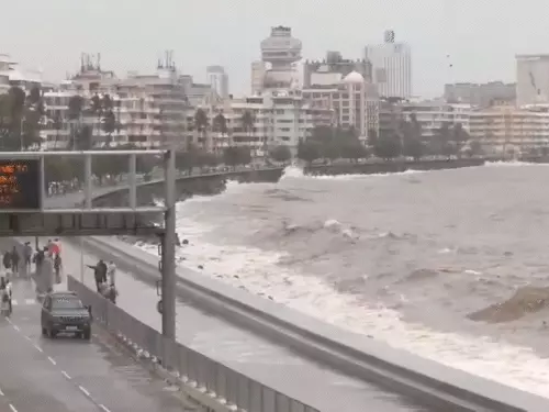 મહારાષ્ટ્રમાં સાઈક્લોન શક્તિનું એલર્ટ:65kmની ઝડપે ફૂંકાશે પવન