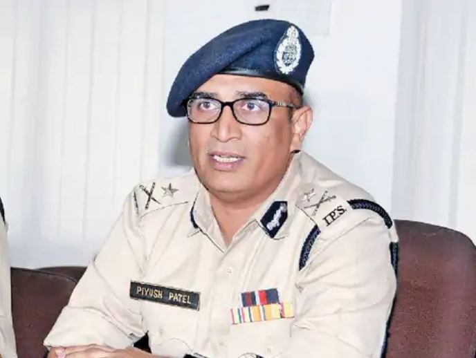 સ્વતંત્રતા દિવસ નિમિતે શૌર્ય અને સેવા ચંદ્રકોની જાહેરાત:ગુજરાતના 2 પોલીસ અધિકારીને પ્રેસિડેન્ટ મેડલ અને 21ની પ્રસંશનીય સેવા માટે પસંદગી