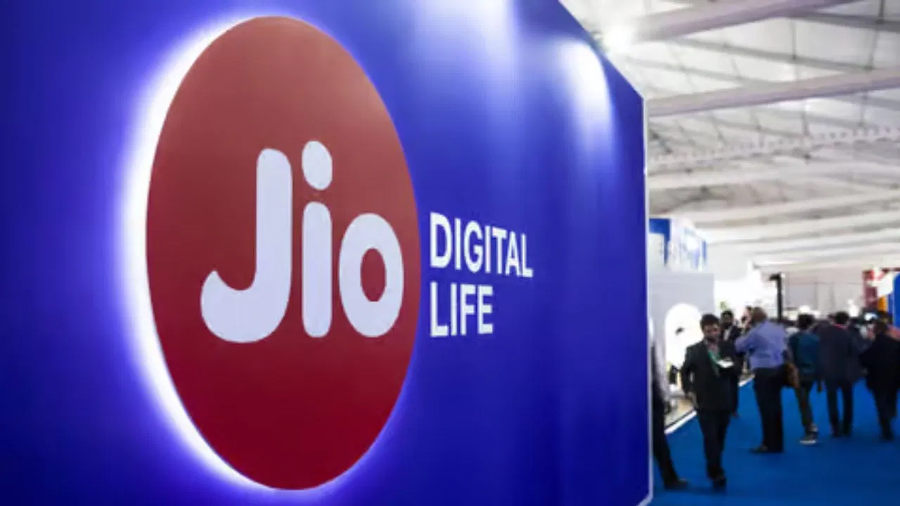 Jio યુઝર્સ માટે ફાયદાની વાત, ફક્ત 44 રૂપિયામાં આખુ વર્ષ સિમ રહેશે એક્ટિવ