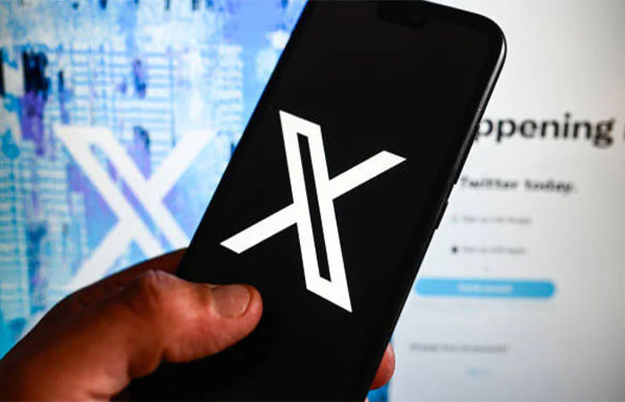 સોશિયલ મીડિયા પ્લેટફોર્મ 'X' ભારત સહિત દુનિયાભરમાં ડાઉન, ફીડ લોડ થવામાં ખામી, યુઝર્સ પરેશાન