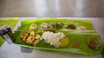 કેળના પત્તામાં ભોજન શા માટે કરવું જોઈએ? ફાયદા જાણીને તમે પણ ચોંકી જશો