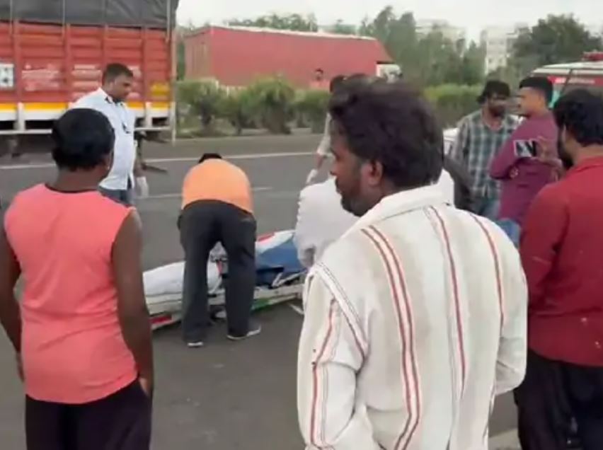 વડોદરા નેશનલ હાઈવે ફરી રક્તરંજિત થયો, આઈસરની ટક્કરથી સાઇકલચાલકનું મોત