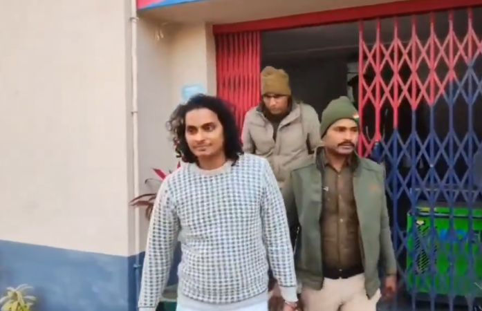 જાણીતા કથાવાચક શ્રવણદાસ મહારાજની ધરપકડ, સગીરાનું જાતીય શોષણ કરવાનો આરોપ