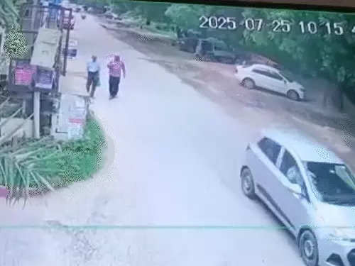 ગાંધીનગરમાં હિટ એન્ડ રન:રાંદેસણ પાસે ટાટા સફારી કારના ચાલકે રાહદારી અને વાહનોને અડફેટે લીધા