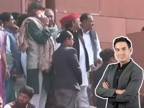 US અખબારમાં છટણી, થરૂરના પુત્રની જોબ ગઈ:અહીં થરૂર સંસદના પગથિયાં પરથી ગબડ્યા ને થોડીવારમાં USથી ન્યૂઝ આવ્યા, દીકરાએ નોકરી ગુમાવી; જેફ બેઝોસની કંપની ખોટમાં