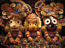 ભગવાન જગન્નાથજી, બહેન સુભદ્રાજી અને ભાઈ બલભદ્રનો જળાભિષેક કરાયો