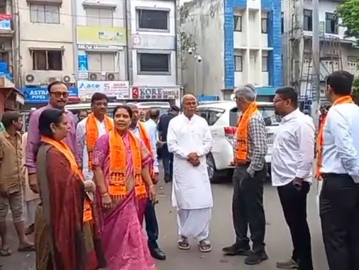 અમદાવાદ: રથયાત્રાના રૂટ પર ભાજપના નેતા-અધિકારીઓનું નિરીક્ષણ