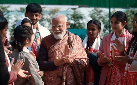 રવિ કિશન અને હેમા માલિનીએ 'પરીક્ષા પે ચર્ચા'ને ઐતિહાસિક ગણાવતા કહ્યું કે અન્ય કોઈ નેતા બાળકોની આટલી ચિંતા કરતા નથી.