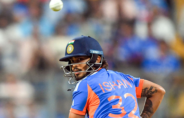 અભિષેક બાદ ટીમ ઈન્ડિયાનો વધુ એક સ્ટાર ઈન્જર્ડ, બુમરાહના યોર્કરથી તરફડી ખાતો પડ્યો