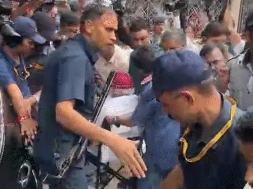 હાઇકોર્ટે આસારામના ચોથીવાર હંગામી જામીન લંબાવ્યા:3 સપ્ટેમ્બરે વધુ સુનાવણી