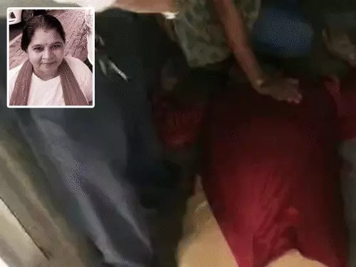 વધુ એક BLO ઢળી પડ્યા, 4 દિવસમાં 4નાં મોત:વડોદરામાં SIRની કામગીરી દરમિયાન શિક્ષકાનું મૃત્યુ, હાર્ટ-એટેકની આશંકા; પતિએ કહ્યું- 'તેમના પર કામનું ભારણ હતું'